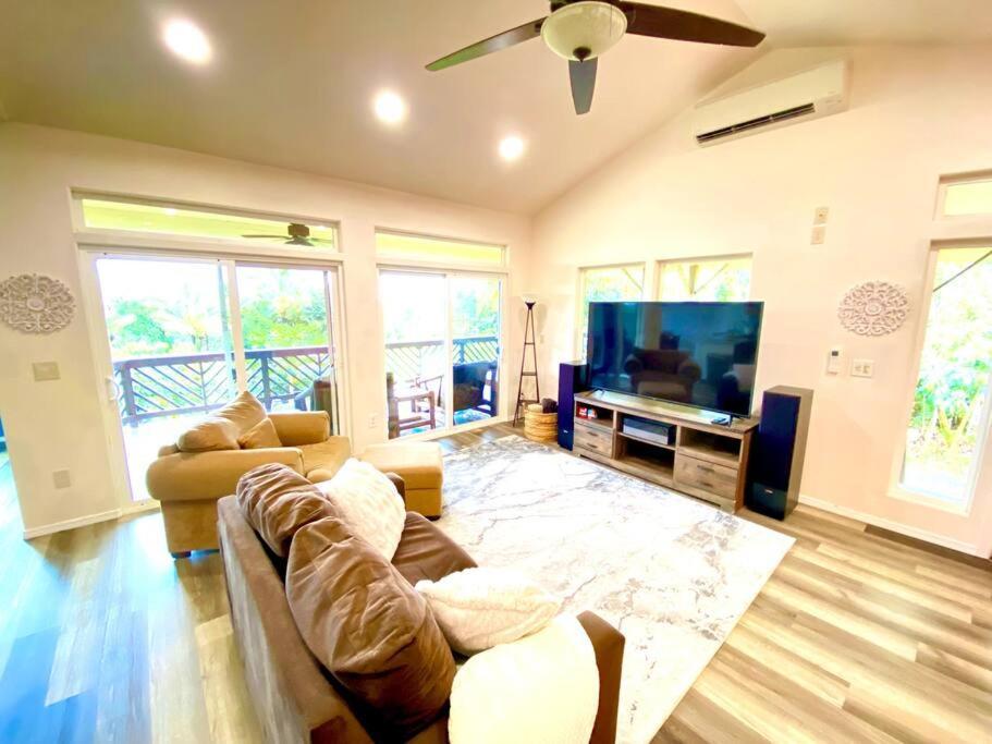 The Honomu House - Gorgeous, Spacious 4Bd2Ba Home Near Waterfalls And Hilo, Sleeps 12! Kültér fotó